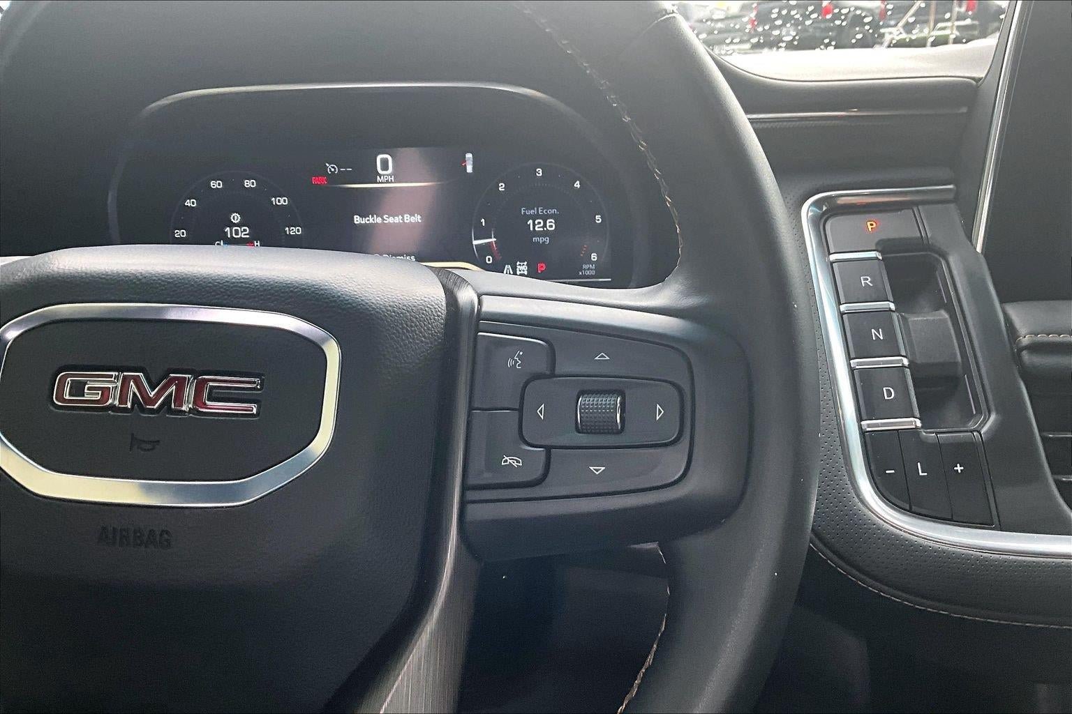 Used 2024 GMC Yukon AT4 AWD/4WD image 18