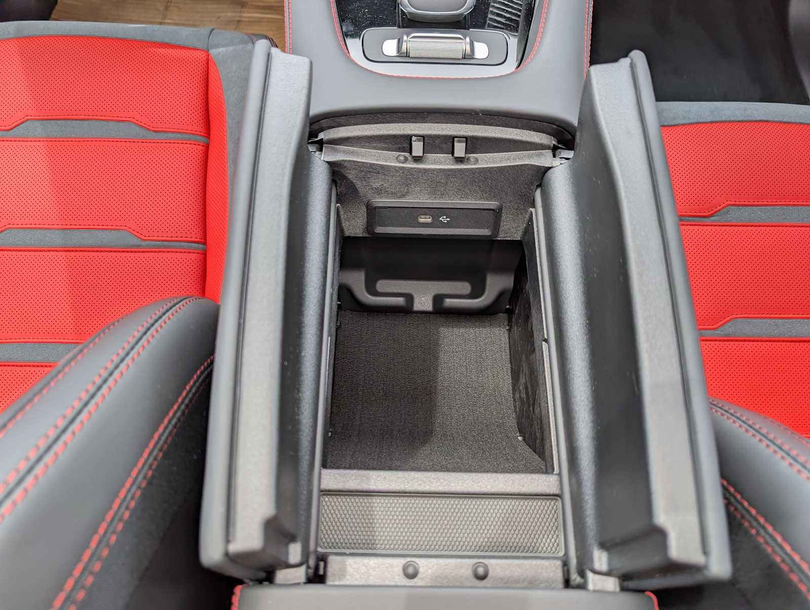 New 2026 Mercedes-Benz GLE 53 AMG 4MATIC image 14