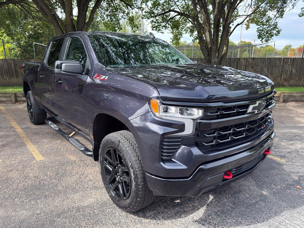 Used 2024 Chevrolet Silverado 1500 LT Trail Boss AWD/4WD image 9