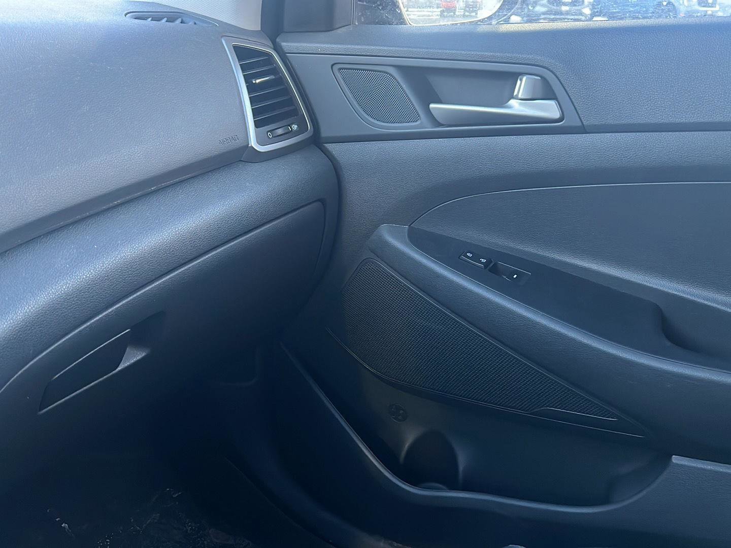 Used 2018 Hyundai Tucson Sport image 23