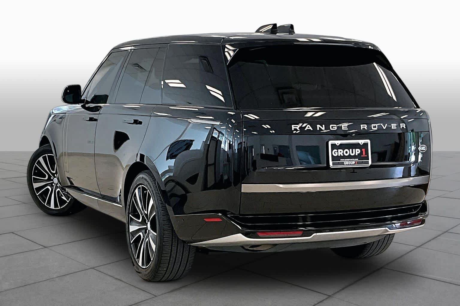 Used 2023 Land Rover Range Rover SE AWD/4WD image 11