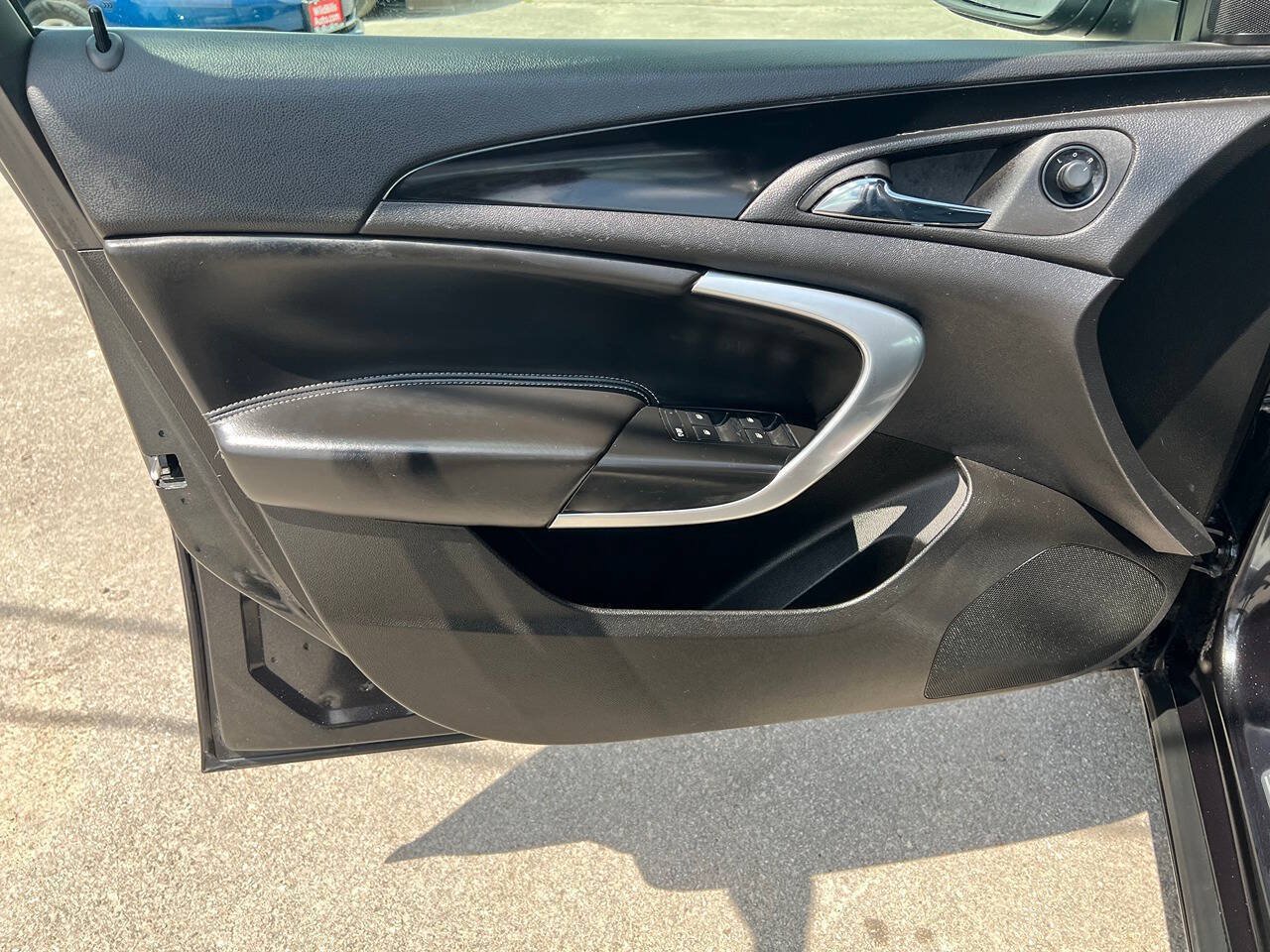 Used 2012 Buick Regal Premium FWD image 13