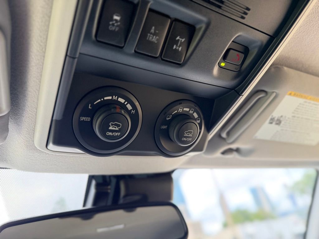 Used 2024 Toyota 4Runner TRD Off-Road image 23