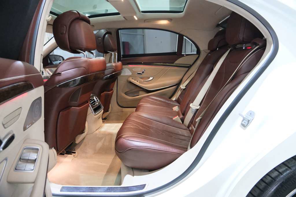 Used 2018 Mercedes-Benz S 560 4MATIC Sedan image 23