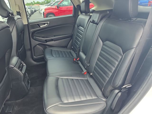 Used 2019 Ford Edge SEL w/ Equipment Group 201A FWD image 15