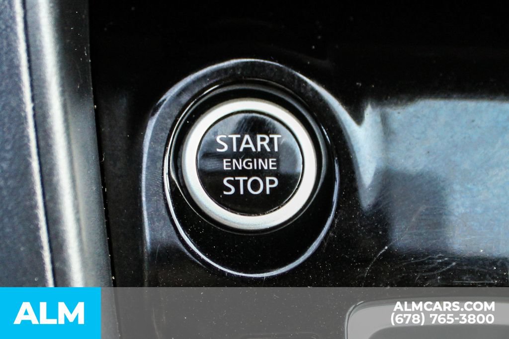 Used 2024 Nissan Versa SV FWD image 22