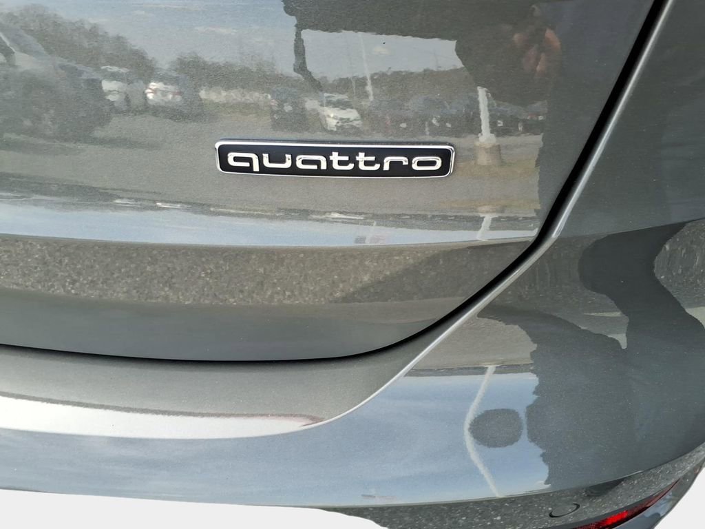 Used 2022 Audi Q3 2.0T Premium Plus w/ Premium Plus Package image 8