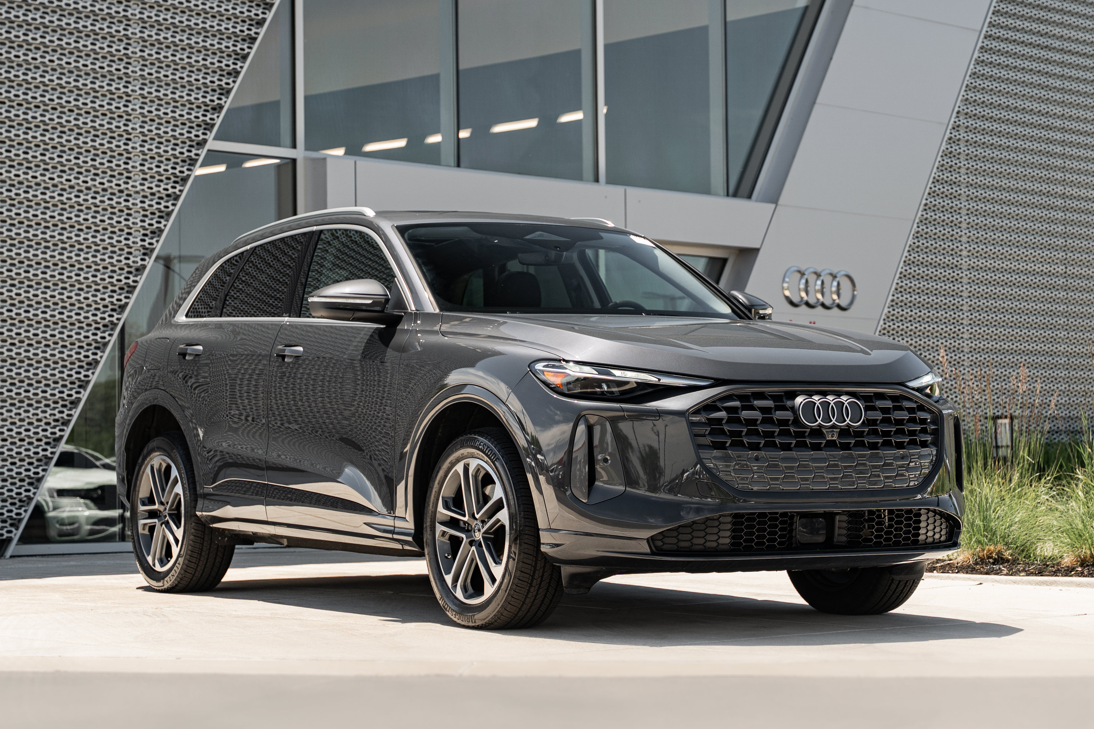 Certified 2025 Audi Q5 Premium w/ Convenience Package