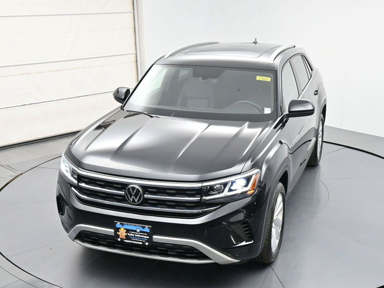 Used 2023 Volkswagen Atlas Cross Sport SE w/ Panoramic Sunroof Package AWD/4WD image 36