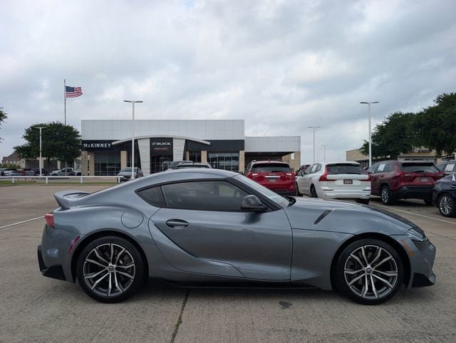 Used 2021 Toyota Supra w/ Safety & Technology Package RWD image 3