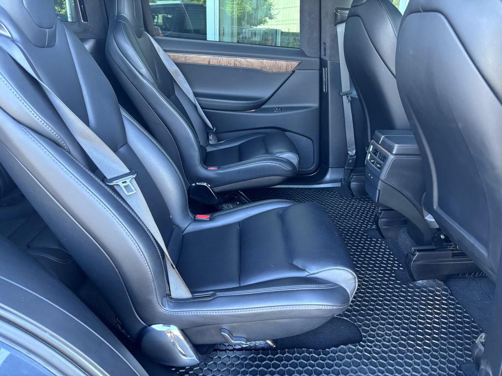 Used 2020 Tesla Model X Long Range AWD/4WD image 25