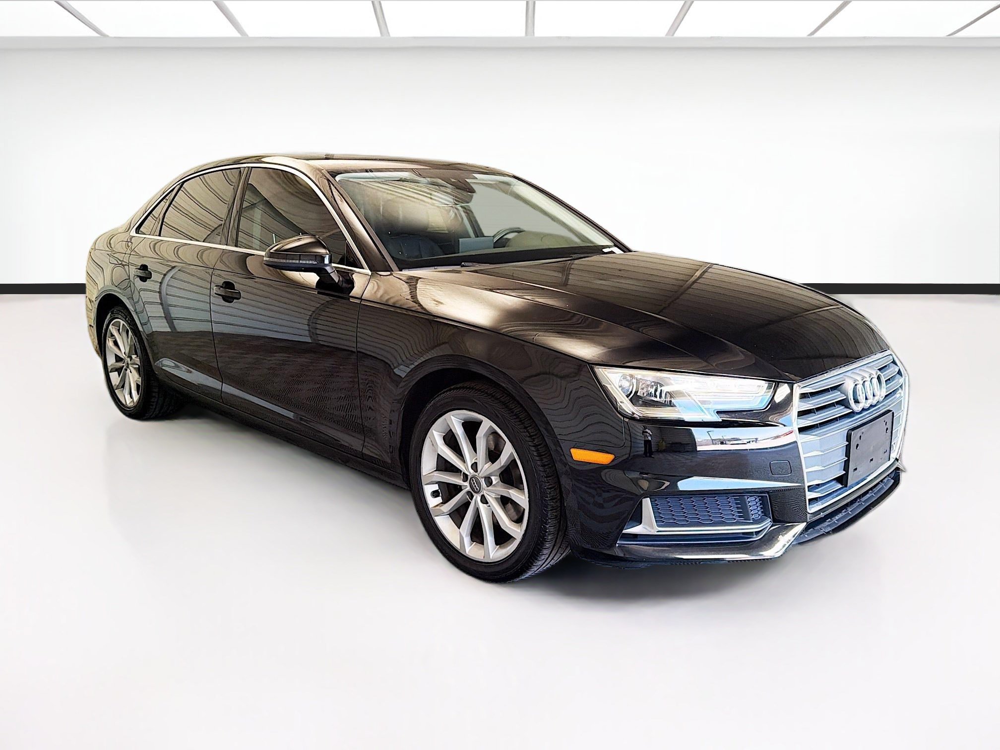 Used 2019 Audi A4 2.0T Premium w/ Convenience Package FWD image 3