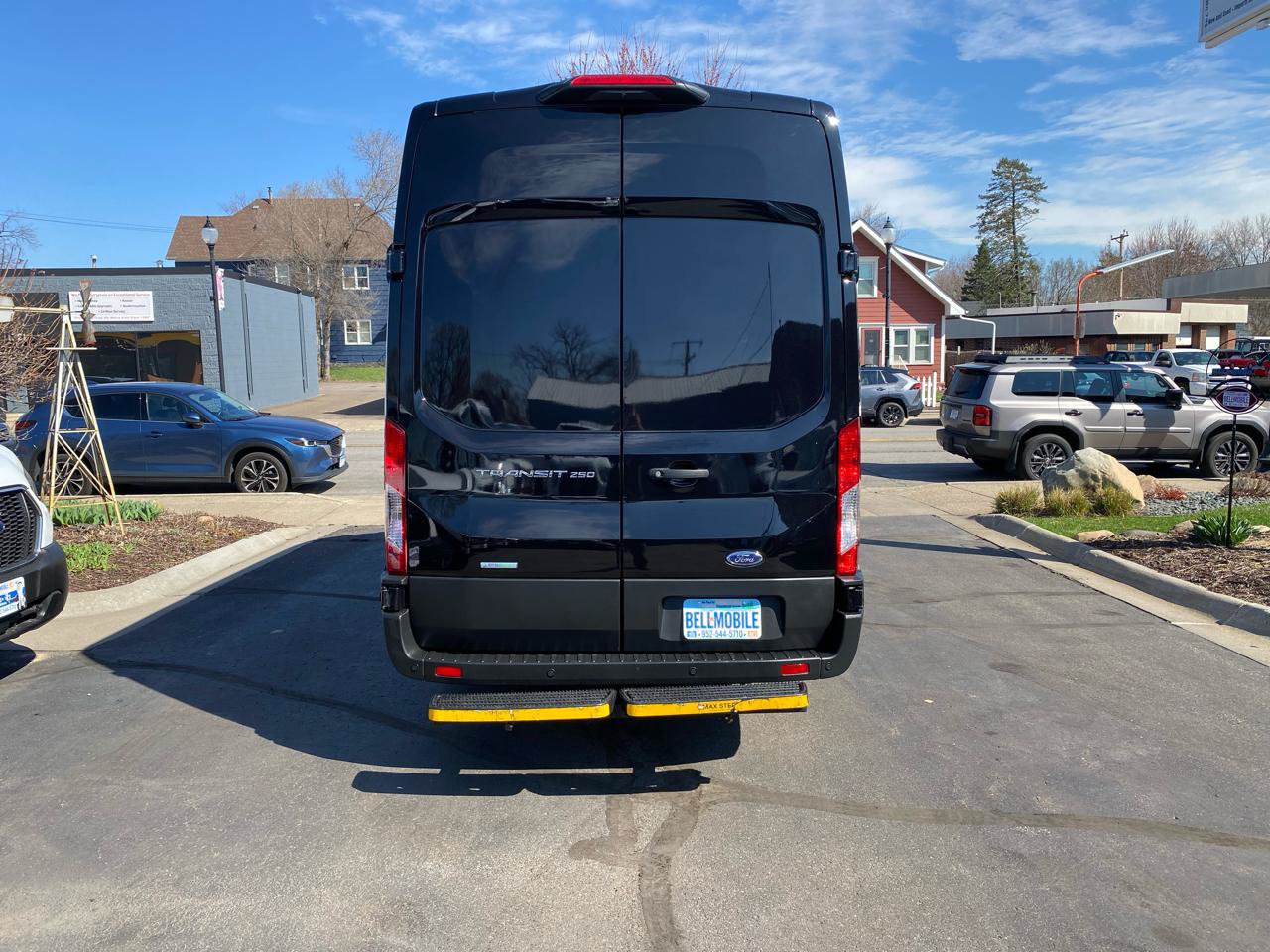 Used 2023 Ford Transit 250 148 High Roof Extended w/ Load Area Protection Package RWD image 4
