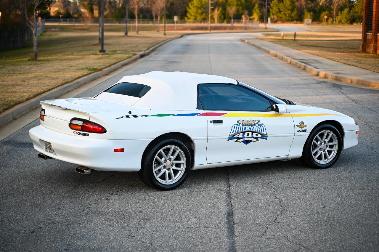 Used 1997 Chevrolet Camaro Z28 image 9