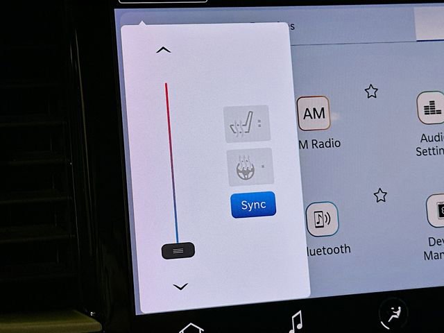 Used 2024 Chrysler Pacifica Touring-L image 21