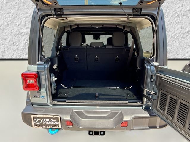 Used 2024 Jeep Wrangler Willys AWD/4WD image 12