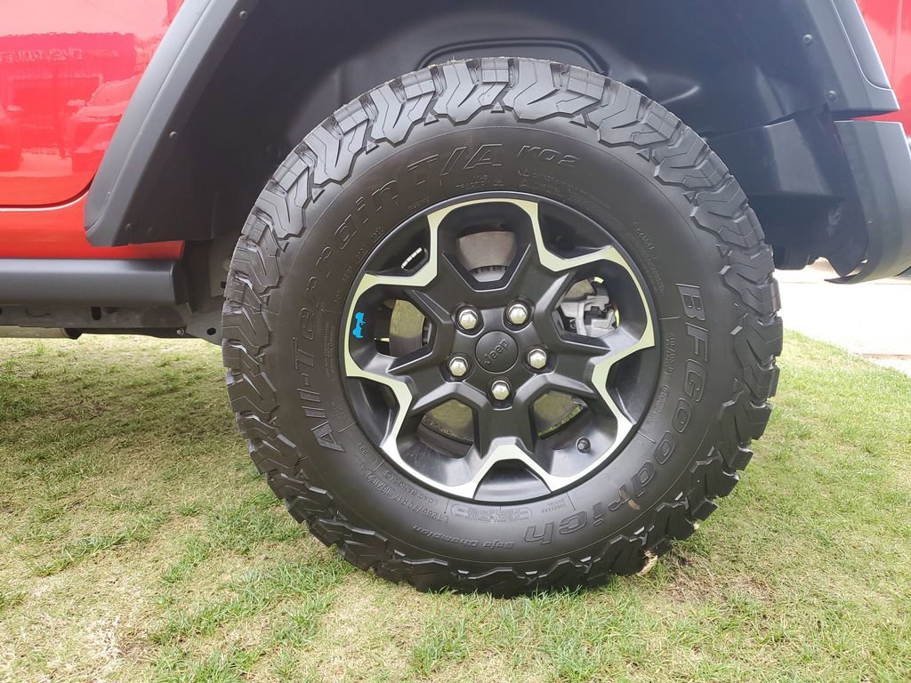 Used 2022 Jeep Wrangler Unlimited Rubicon 4xe w/ Steel Bumper Group image 5