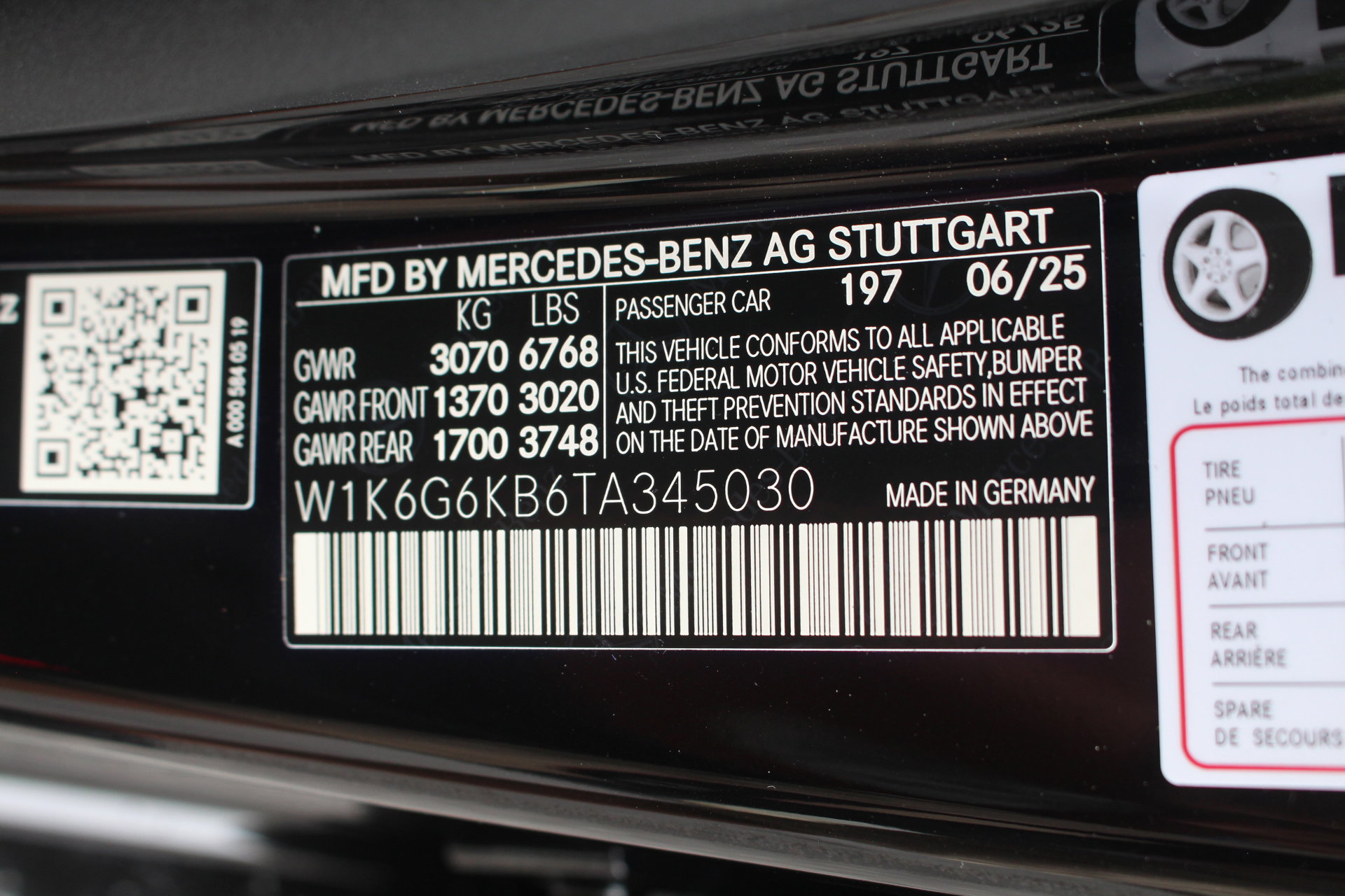 New 2026 Mercedes-Benz S 580e 4MATIC Sedan image 29