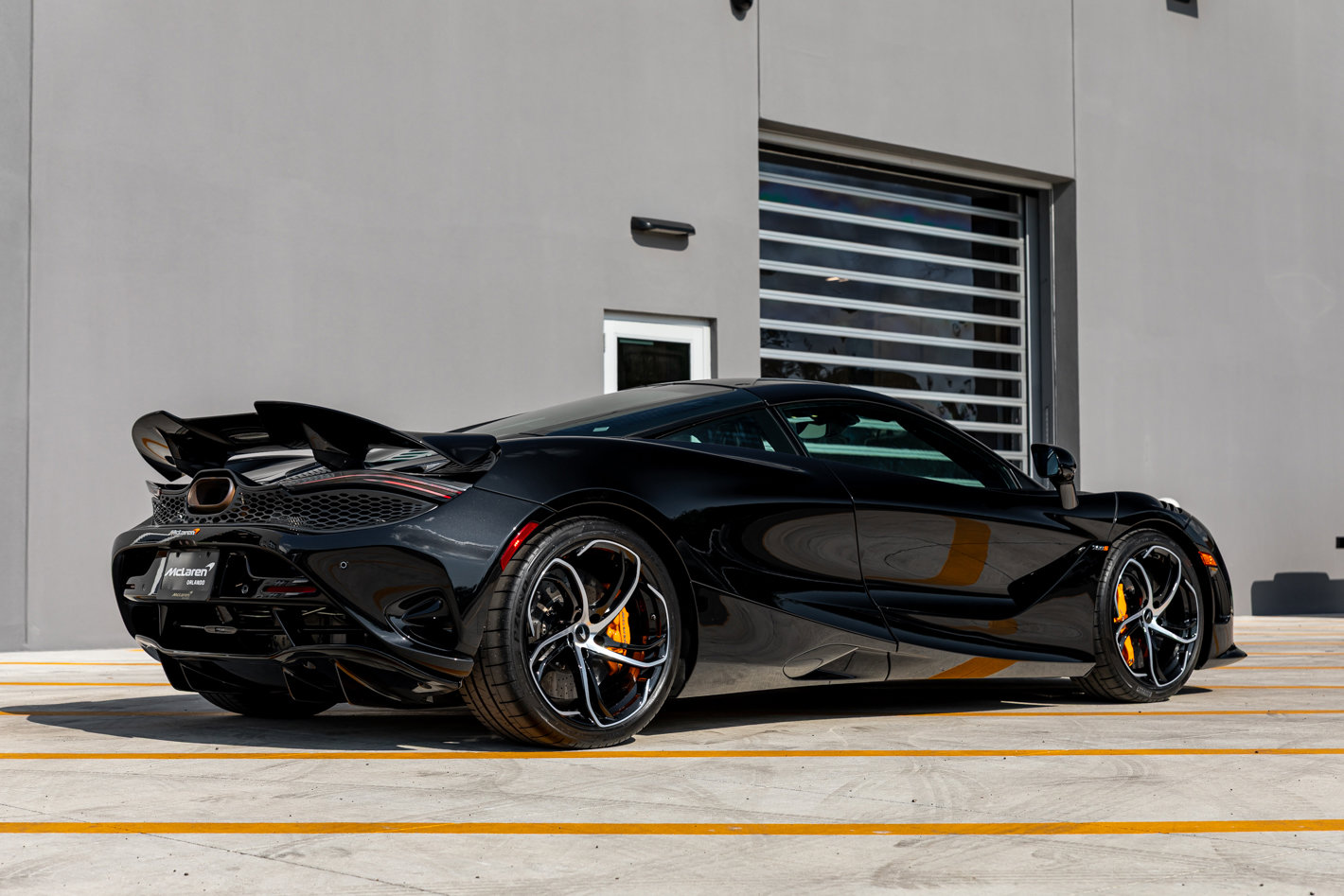 Used 2024 McLaren 750S image 25