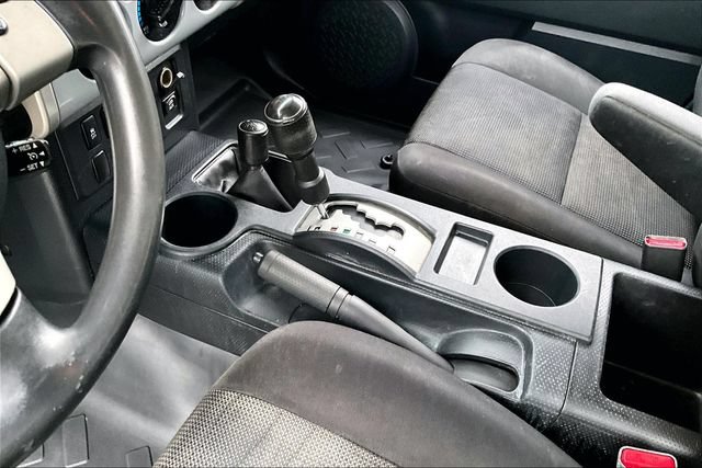 Used 2014 Toyota FJ Cruiser 4WD w/ Convenience Package image 18