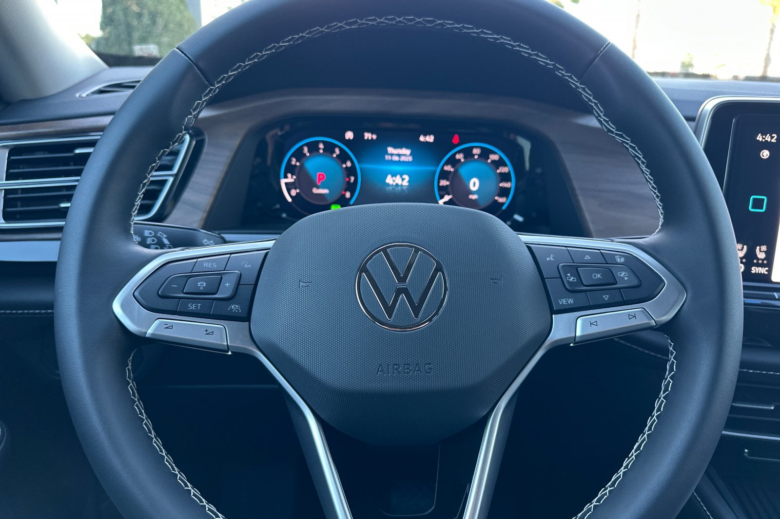 New 2026 Volkswagen Atlas SE AWD/4WD image 24