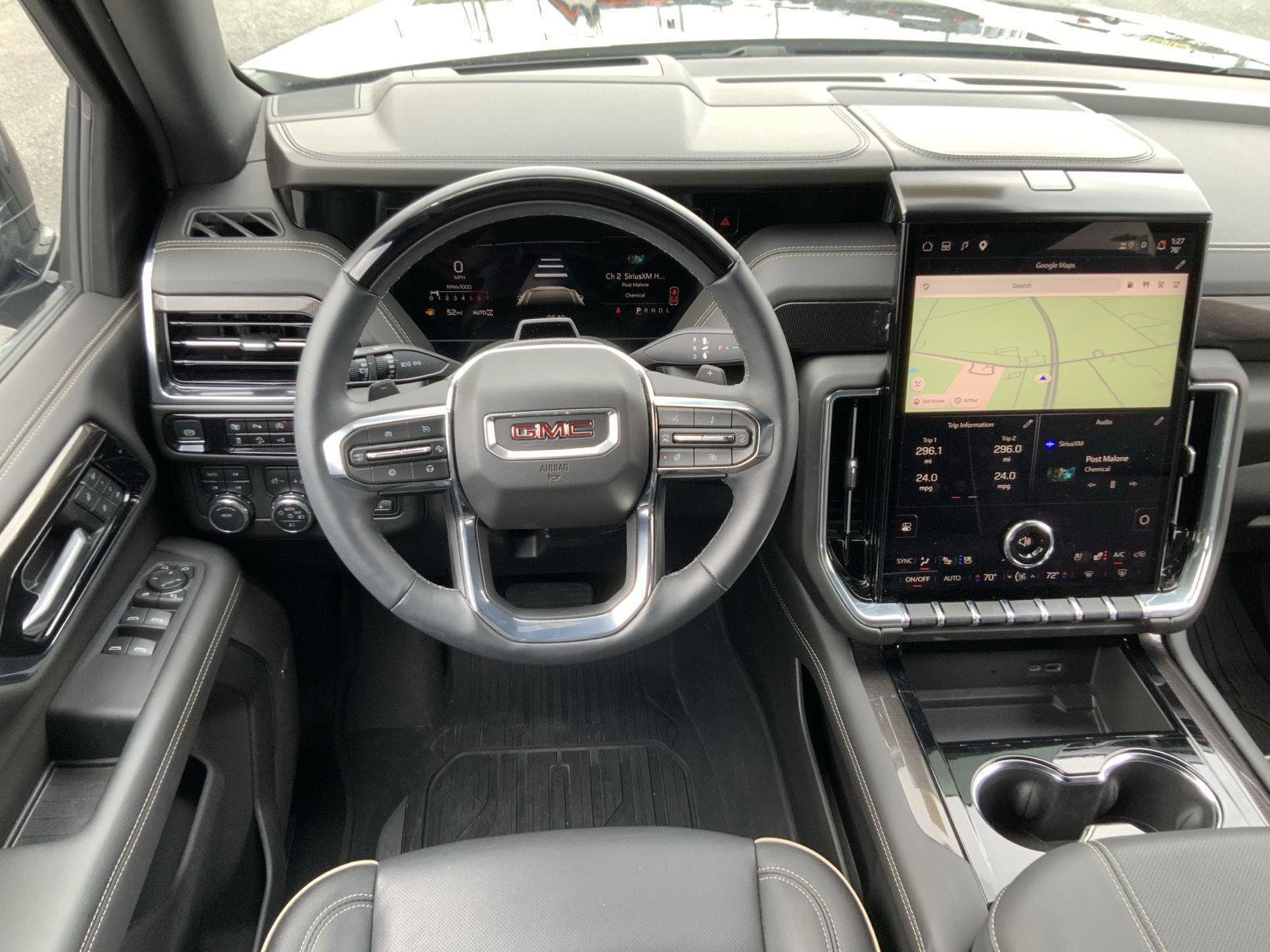 Used 2025 GMC Yukon Elevation w/ Elevation Premium Package image 32