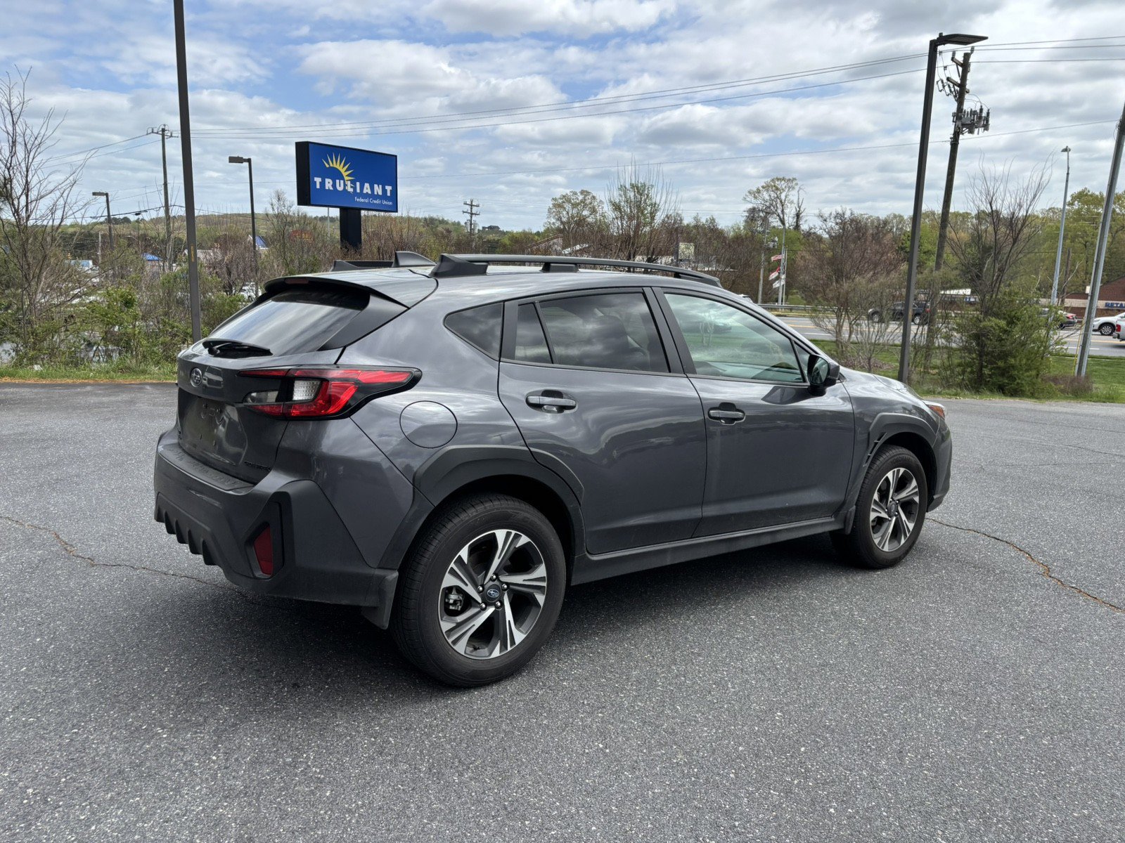 Used 2026 Subaru Crosstrek 2.0i Premium image 8