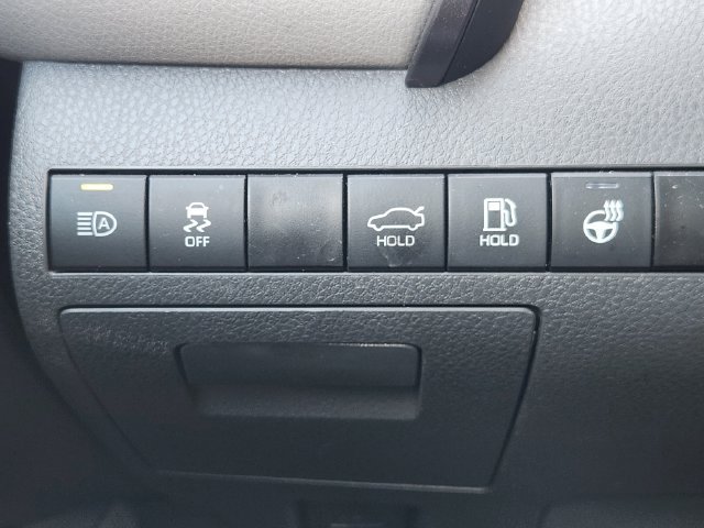 Used 2024 Toyota Camry SE FWD image 20