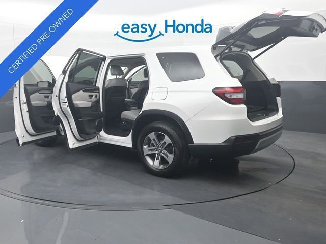 Certified 2025 Honda Pilot EX-L image 39