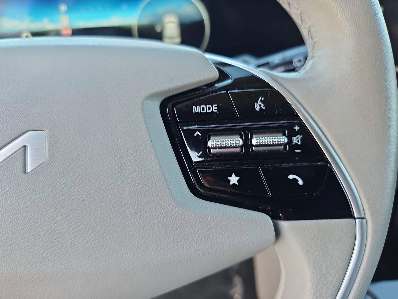 Used 2023 Kia Niro Wind image 18