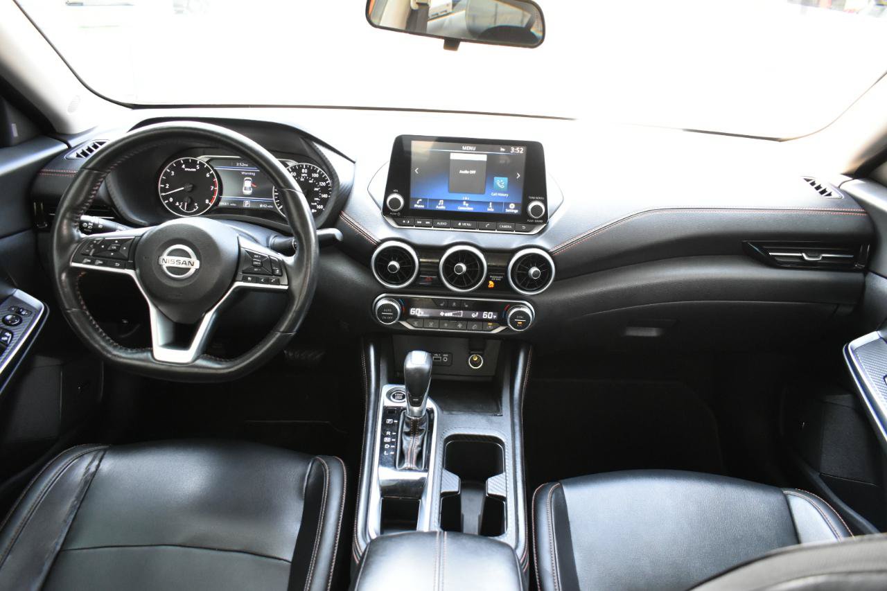 Used 2022 Nissan Sentra SR w/ SR Premium Package FWD image 9