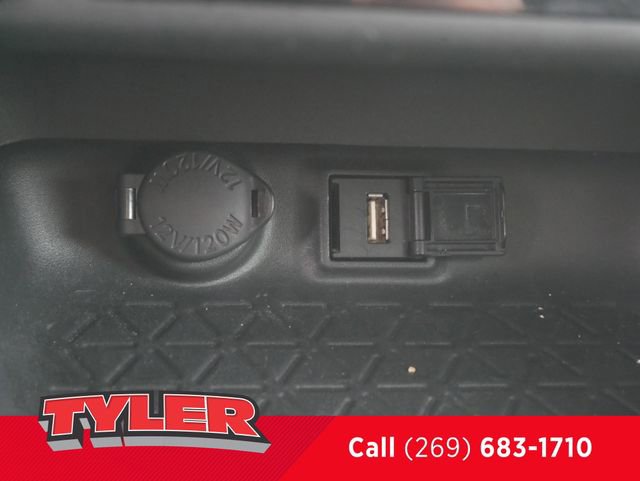 Used 2021 Toyota RAV4 XLE w/ Convenience Package AWD/4WD image 33