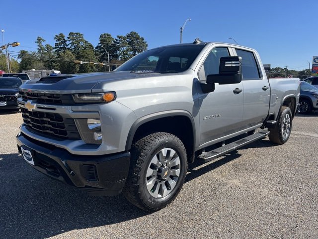 New 2026 Chevrolet Silverado 2500 Custom image 3