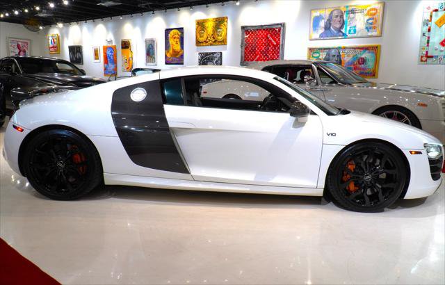 Used 2011 Audi R8 V10 image 8