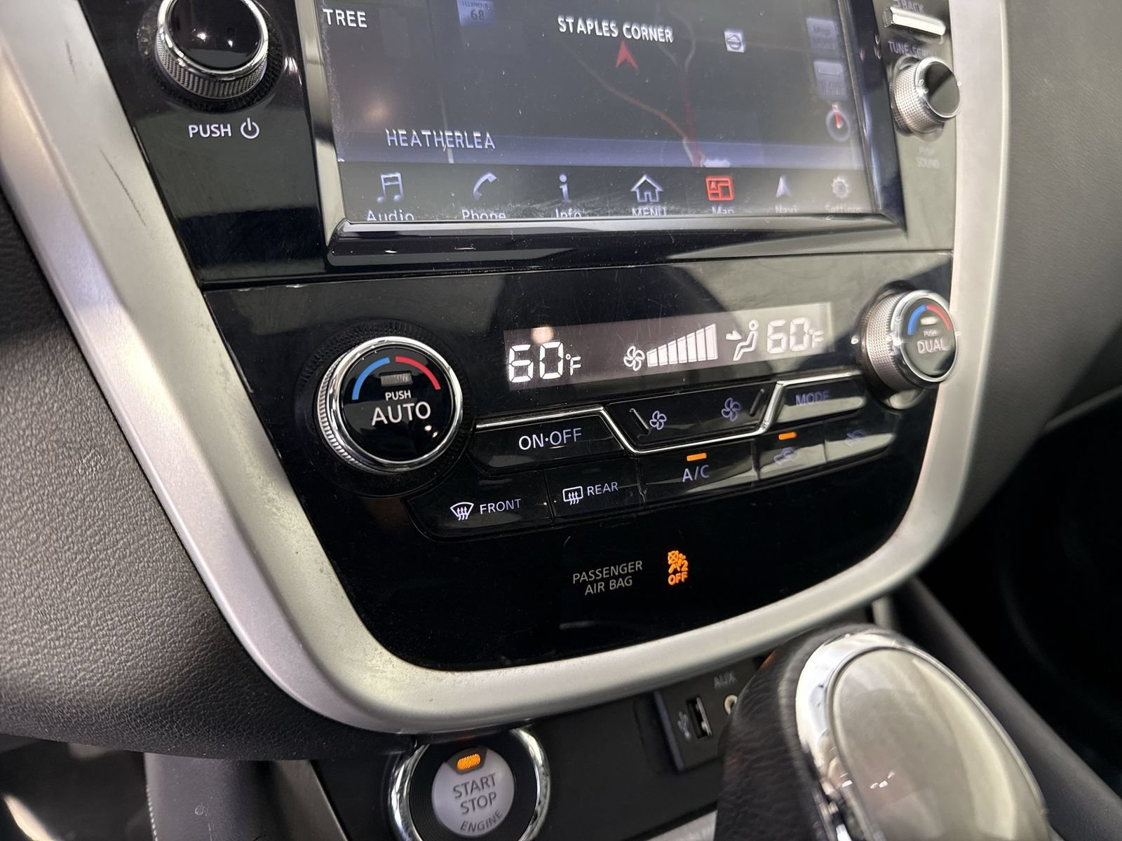 Used 2017 Nissan Murano SV w/ Premium Package AWD/4WD image 8