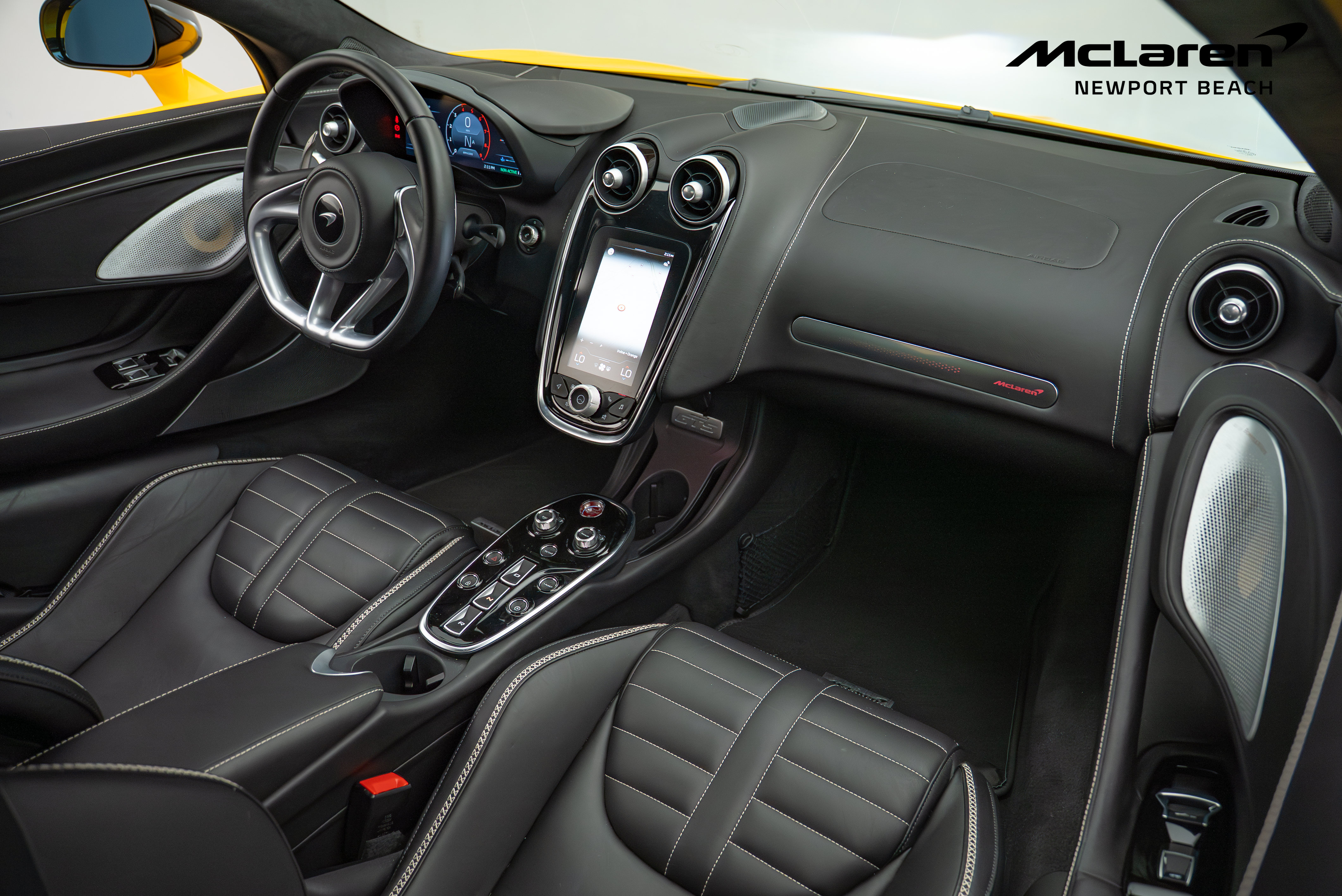 Used 2025 McLaren GTS RWD image 12