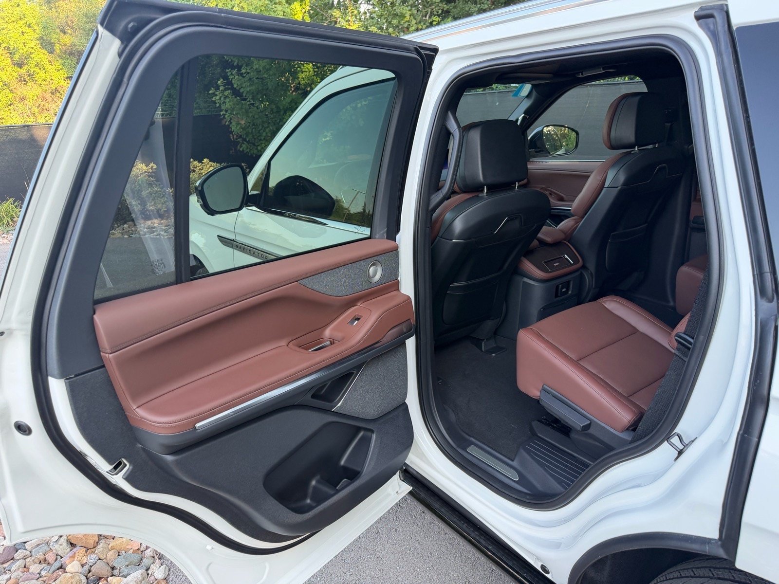 New 2027 Lincoln Navigator Reserve AWD/4WD image 20