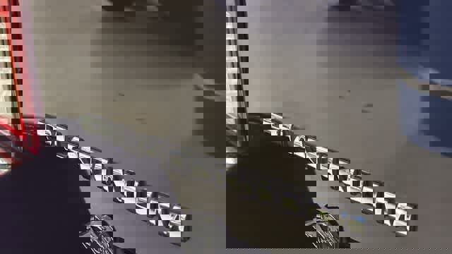 Used 2014 Cadillac Escalade ESV Platinum image 10