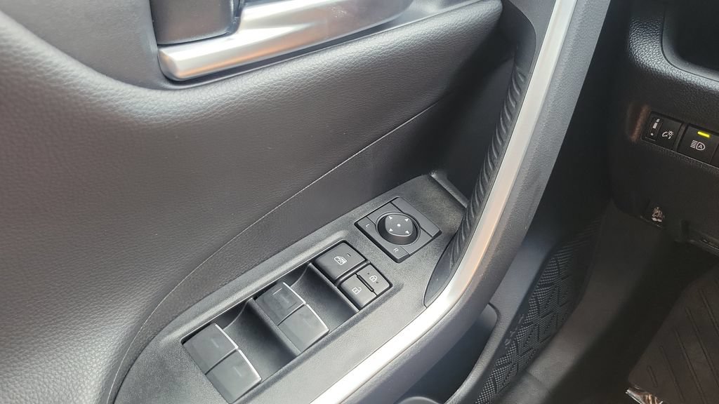 Certified 2024 Toyota RAV4 XSE AWD/4WD image 19