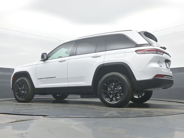 New 2026 Jeep Grand Cherokee Laredo image 48