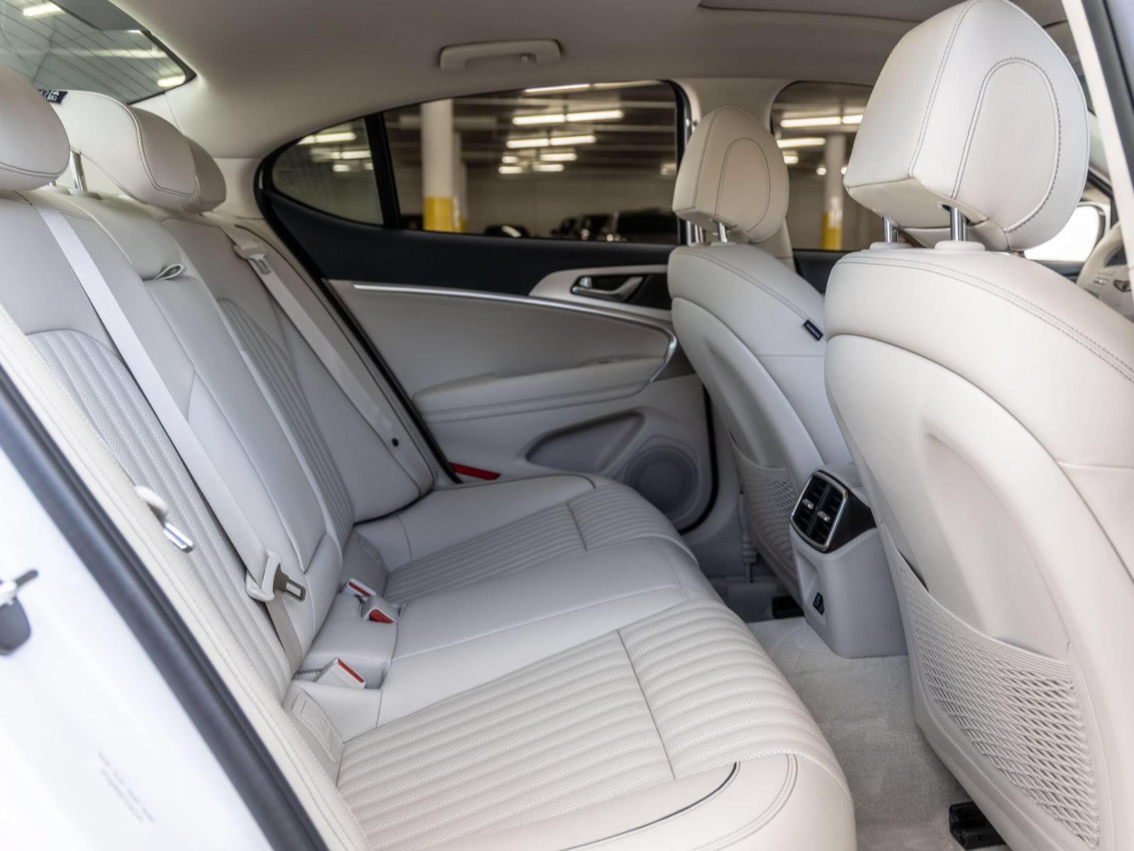 Used 2026 Genesis G70 2.5T Prestige RWD image 33