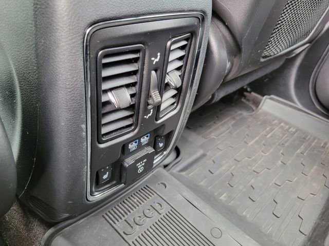 Used 2018 Jeep Grand Cherokee Trailhawk image 24