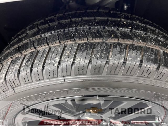 Used 2024 Chevrolet Suburban High Country w/ Advanced Technology Package AWD/4WD image 23