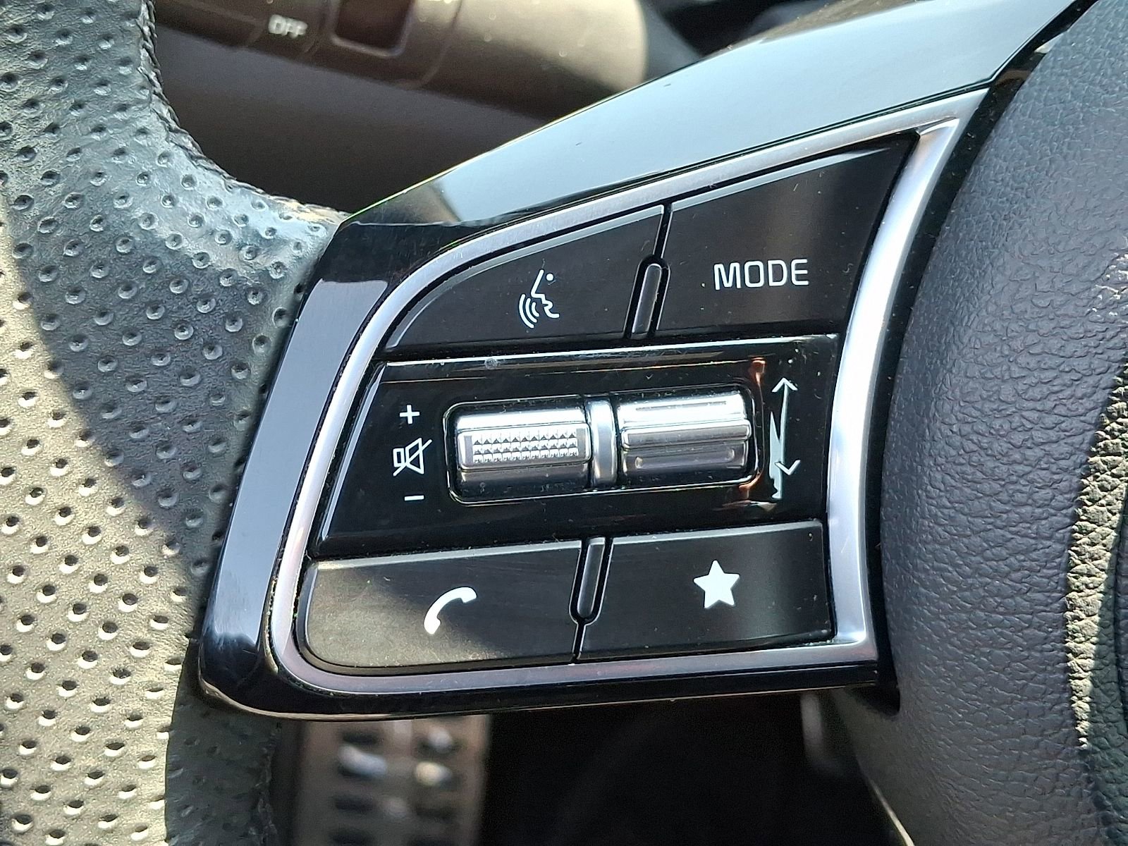 Used 2023 Kia Forte GT-Line image 26