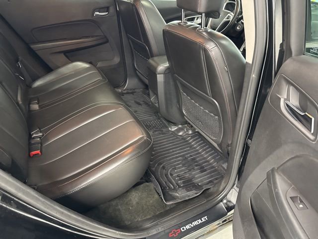 Used 2016 Chevrolet Equinox LTZ w/ Enhanced Convenience Package image 27