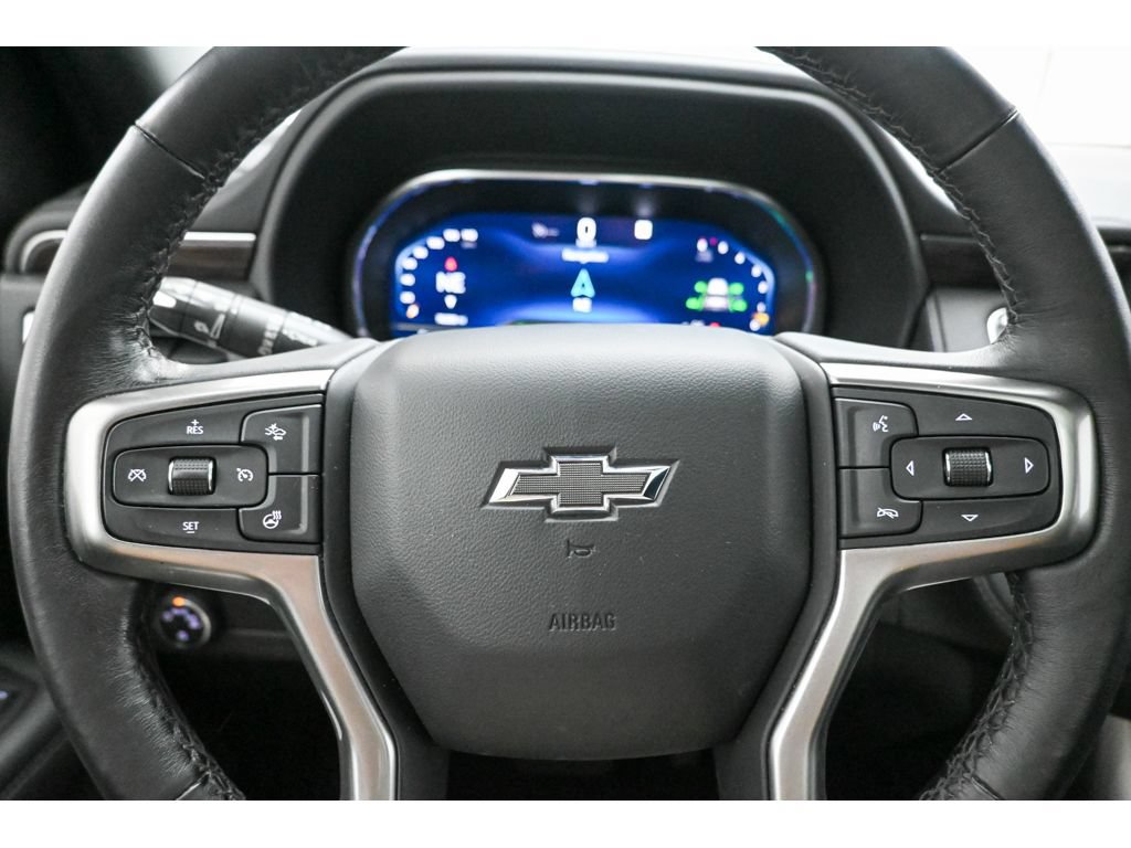 Used 2022 Chevrolet Tahoe Z71 w/ Luxury Package AWD/4WD image 25