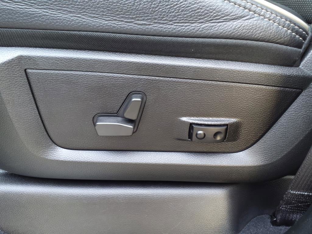 Used 2022 RAM 3500 Limited w/ Night Edition image 12