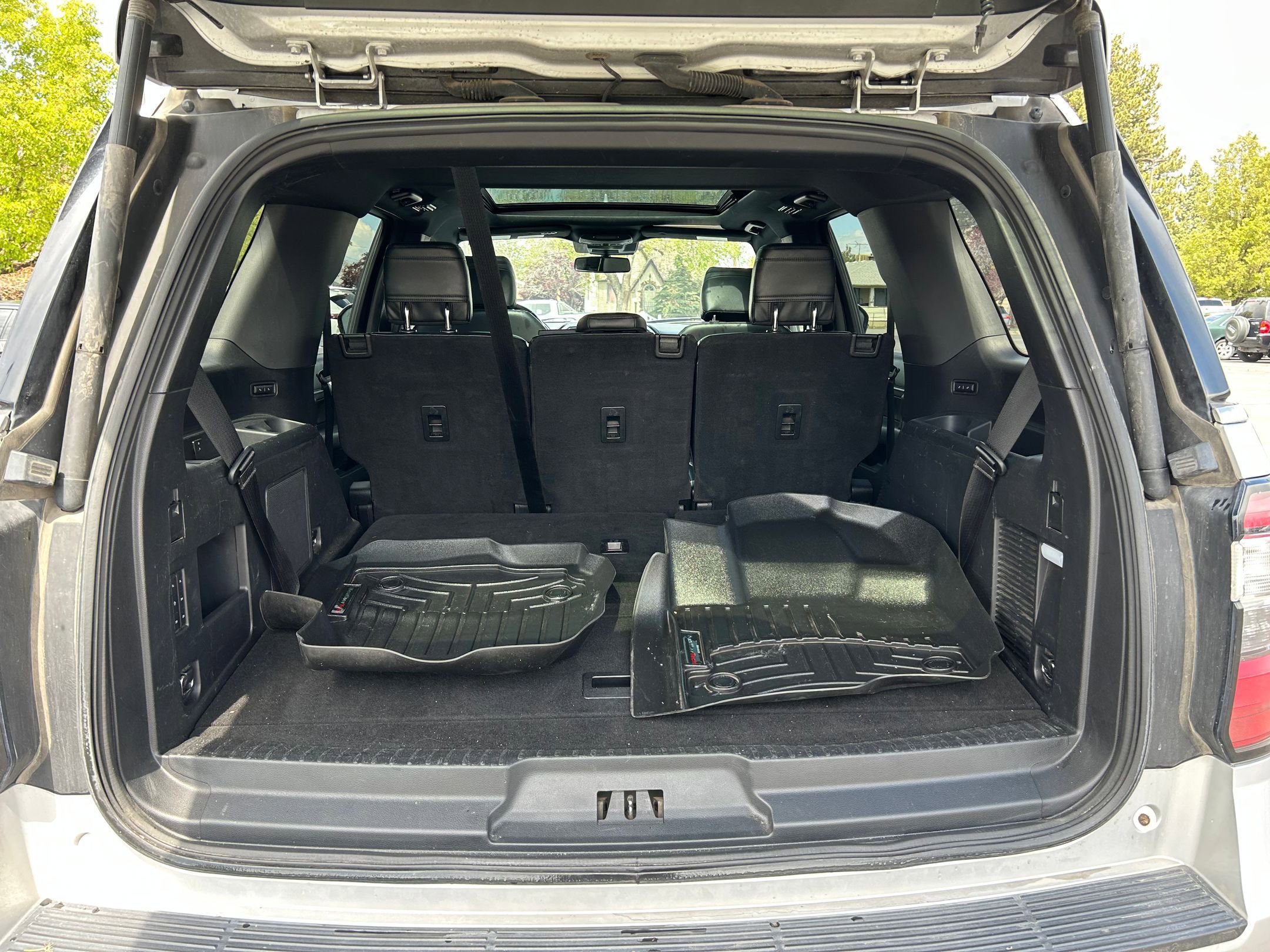 Used 2018 Ford Expedition Limited w/ Equipment Group 301A AWD/4WD image 27