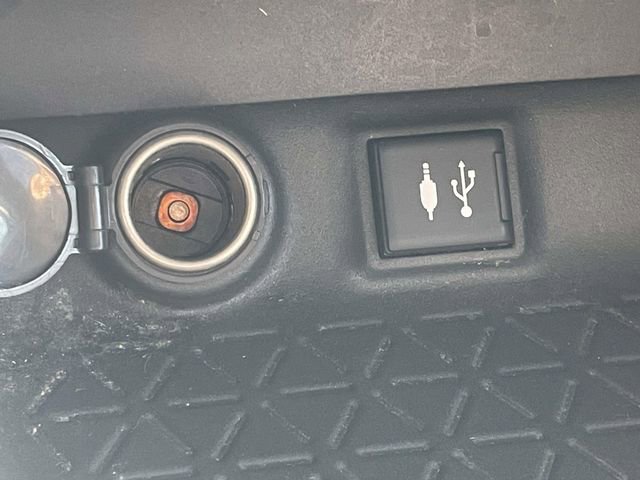 Used 2019 Toyota RAV4 LE image 20