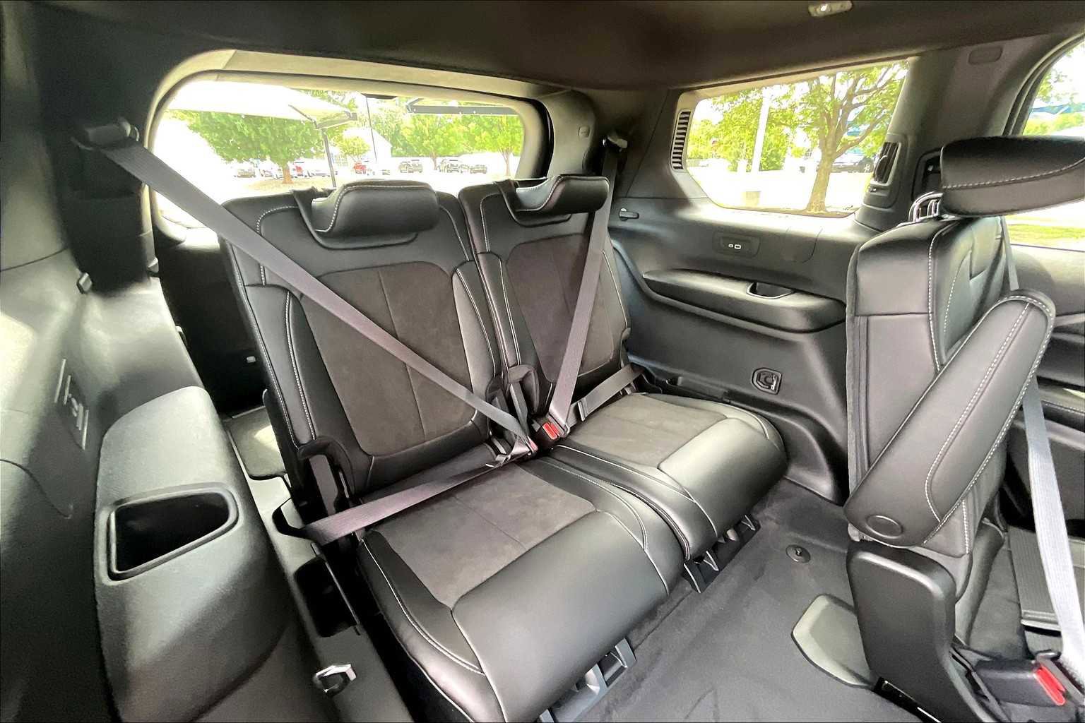 New 2025 Jeep Grand Cherokee L Altitude image 22